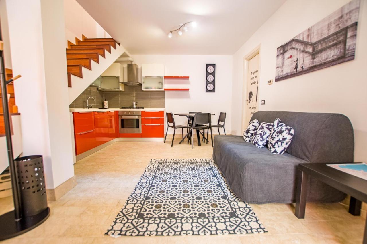La Casa Di Lu Lägenhet Trieste Exteriör bild